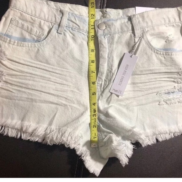 Rue21 High Rise Shortie - Picture 7 of 10